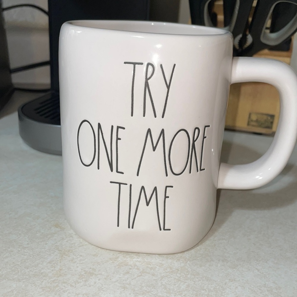 🆕 RAE DUNN Mug